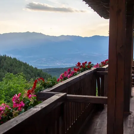 лещенски рай Къща за гости 4*