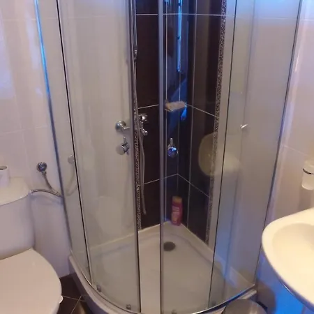 Affittacamere Leshtenski Rai 3*