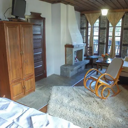 Leshtenski Rai Affittacamere 3*