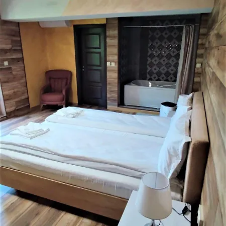 Leshtenski Rai Affittacamere 3*