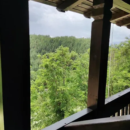 лещенски рай Къща за гости 4*