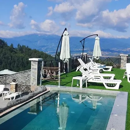 Pensiune Leshtenski Rai 4*