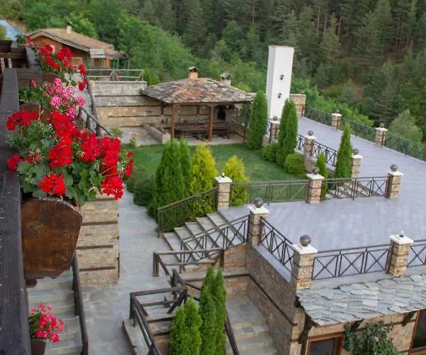 Leshtenski Rai Konukevi 3*