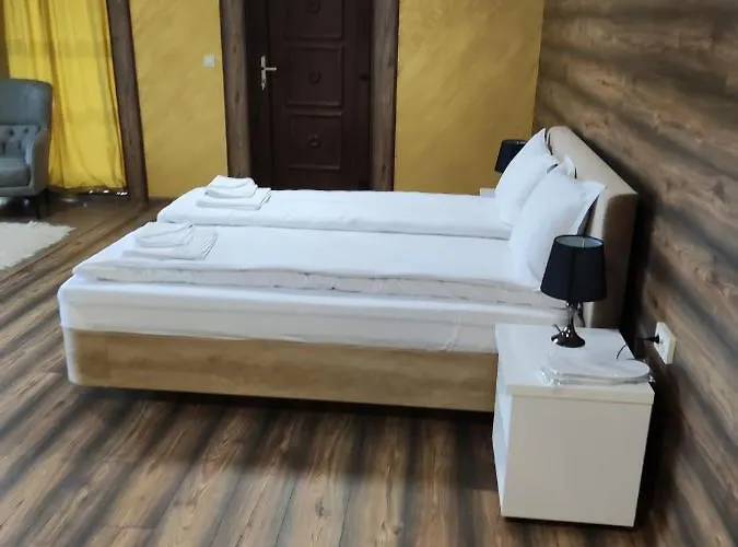 Leshtenski Rai Konukevi